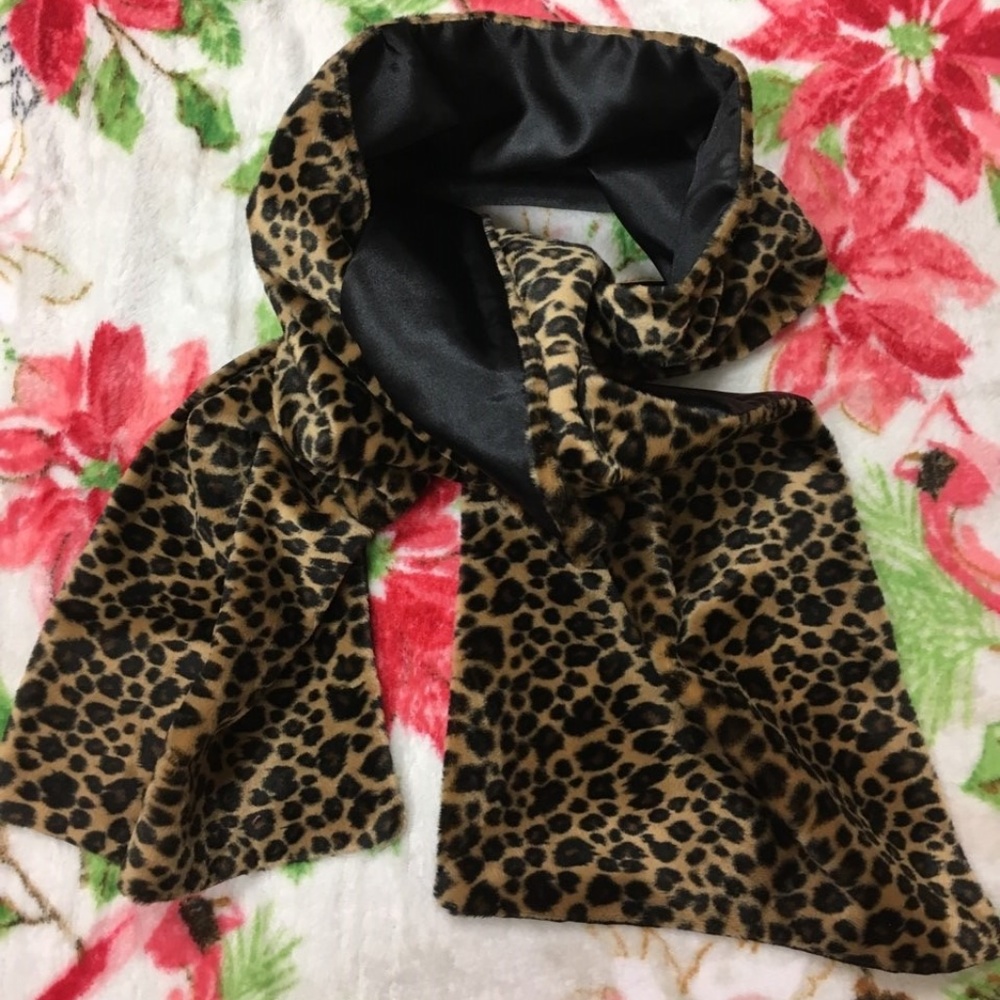 Leopard print scarf